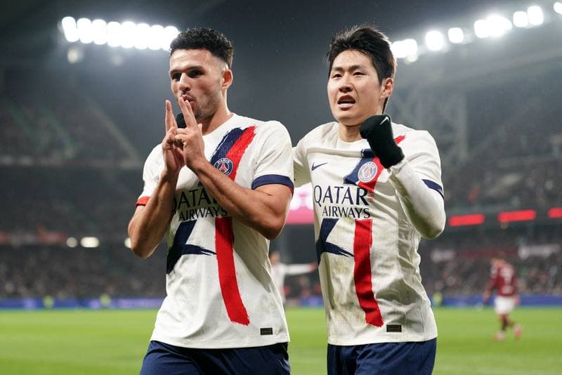 Football. Ligue 1. FC Metz - Paris Saint-Germain. 13.12.2025