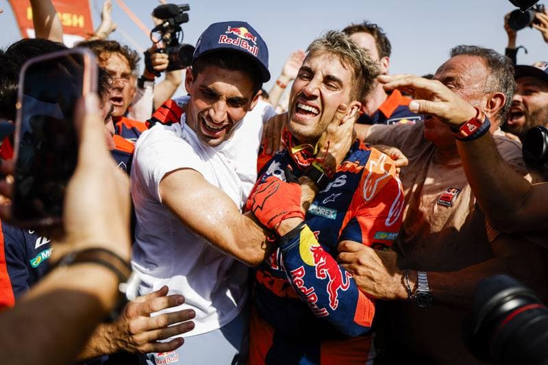 Motorsport. Dakar Rally. Finish. 17.01.2026