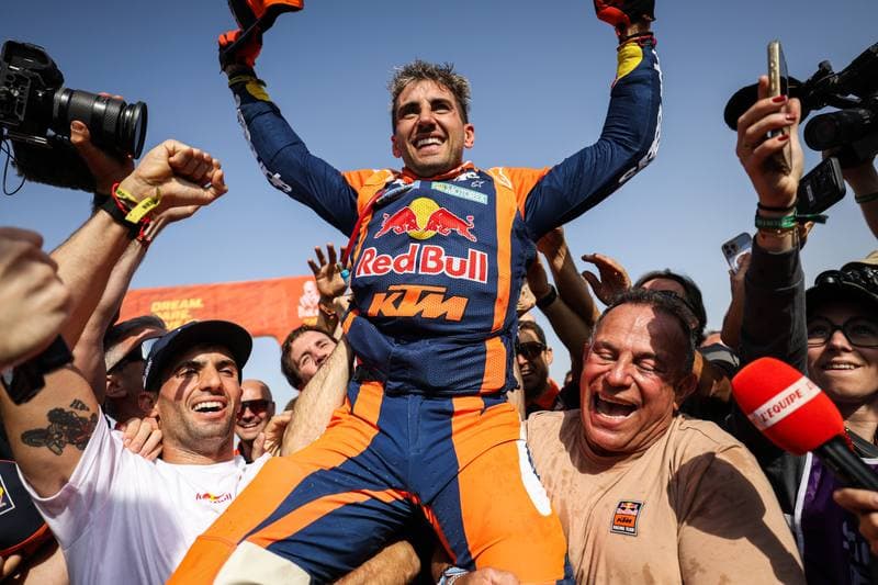 Motorsport. Dakar Rally. Finish. 17.01.2026
