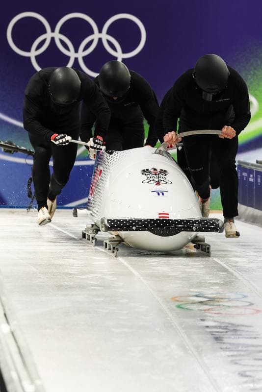 Bobsleigh. XXV Olympic Winter Games. Official Training. 19.02.2026