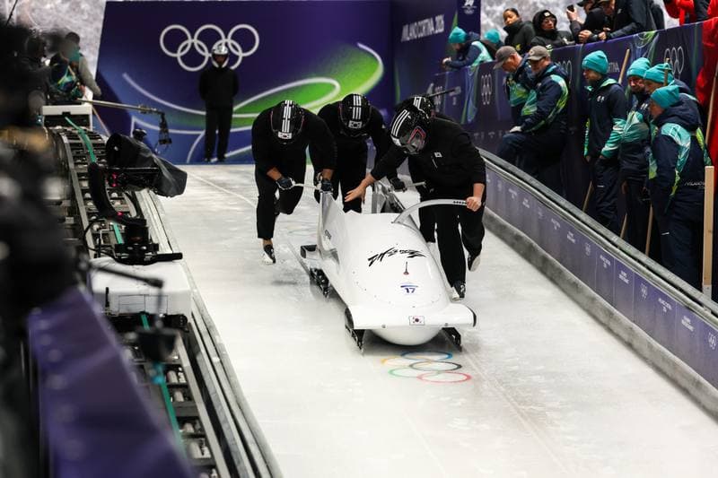 Bobsleigh. XXV Olympic Winter Games. Official Training. 19.02.2026