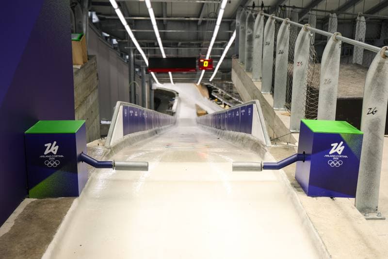Bobsleigh. XXV Olympic Winter Games. Official Training. 19.02.2026