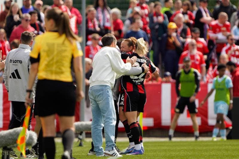 Football. Google-Pixel Frauen Bundesliga. Eintracht Frankfurt - FC Union Berlin. 17.05.2025