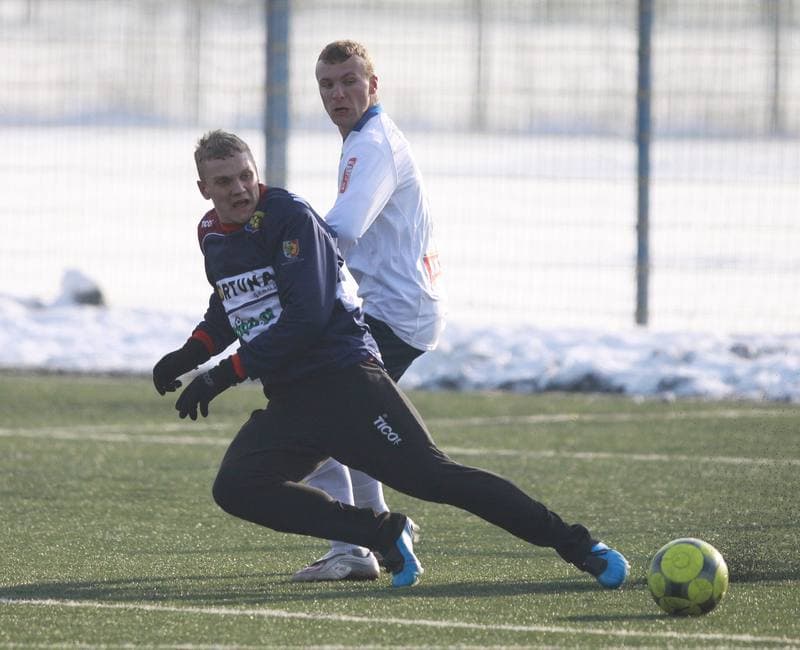 Football. Sparing. Gornik Zabrze - Odra Wodzislaw. 23.01.2010