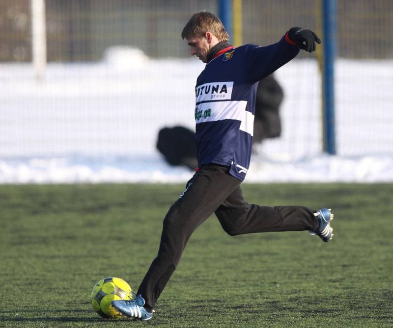 Football. Sparing. Gornik Zabrze - Odra Wodzislaw. 23.01.2010