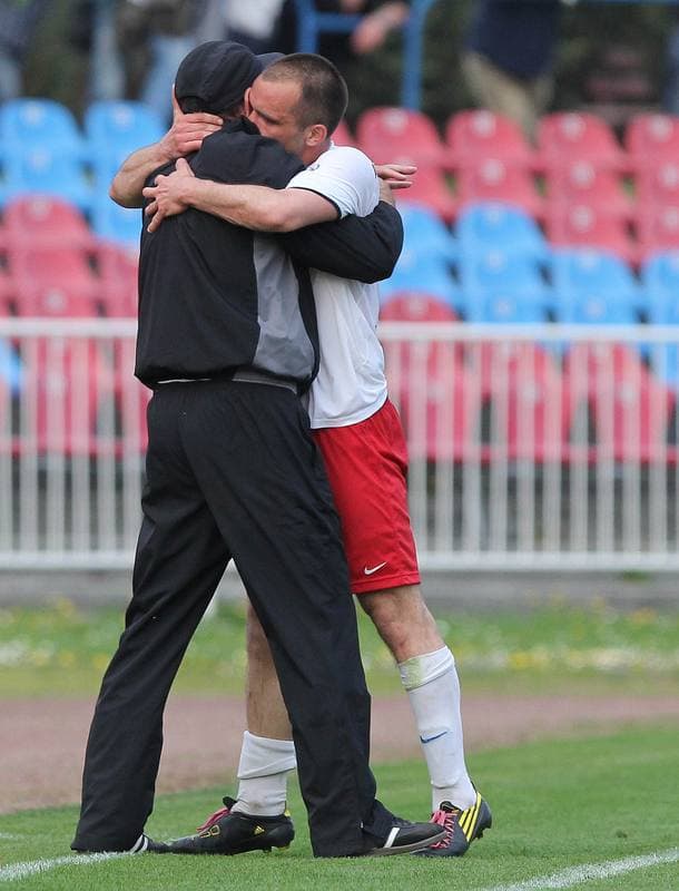 Football. I liga. Odra Wodzislaw - Kolejarz Stroze. 23.04.2011