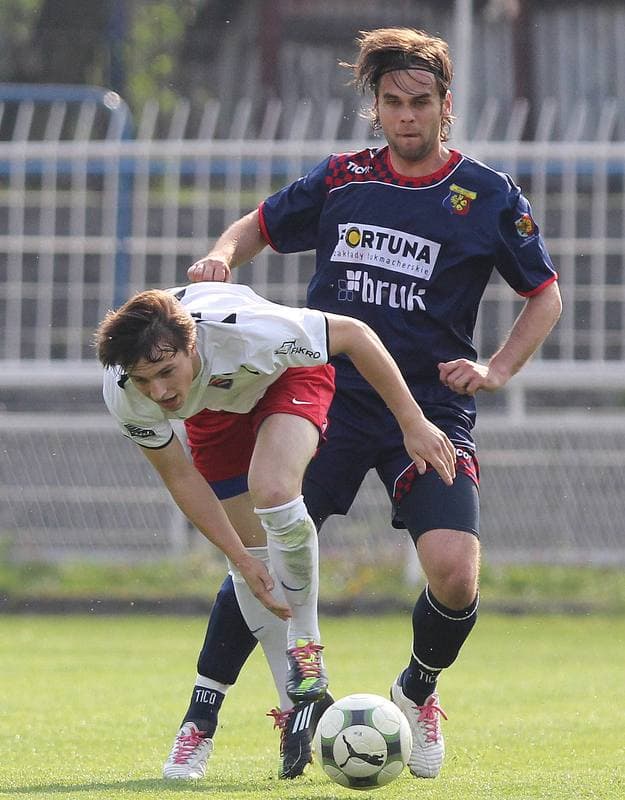 Football. I liga. Odra Wodzislaw - Kolejarz Stroze. 23.04.2011