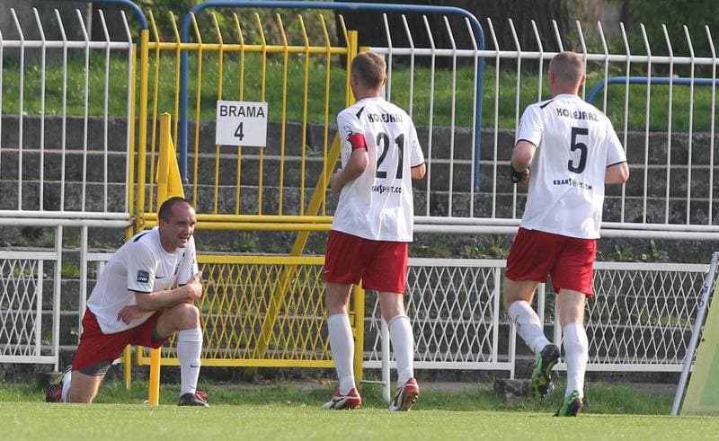 Football. I liga. Odra Wodzislaw - Kolejarz Stroze. 23.04.2011