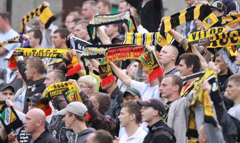 Football. I liga. Ruch Radzionkow - Sandecja Nowy Sacz. 15.08.2010