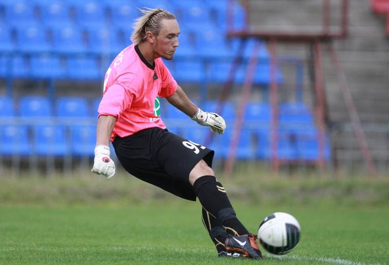 Football. Mloda Ekstraklasa. Polonia Bytom - GKS Belchatow. 07.08.2010