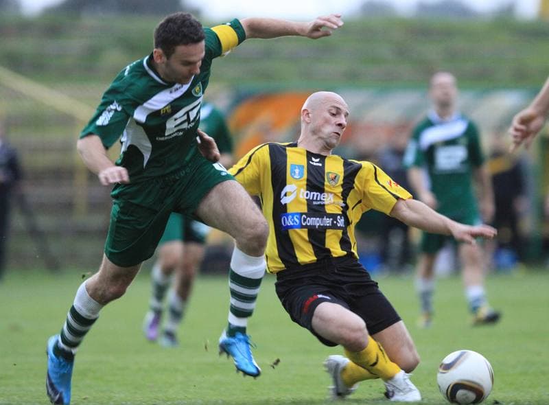 Football. Bytom I liga. Ruch Radzionkow - GKS Katowice. 19.09.2010