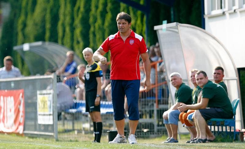 Football. II Liga. Nadwislan Gora - Rakow Czestochowa. 09.08.2015