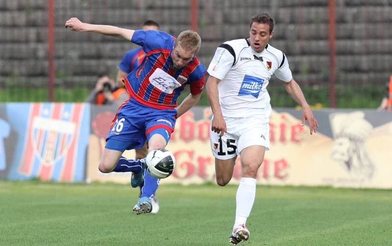 Football. Ekstraklasa. Polonia Bytom - Jagiellonia Bialystok. 30.04.2011