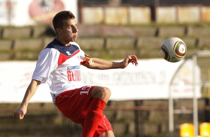 Football. I liga. Ruch Radzionkow - Piast Gliwice. 30.10.2010