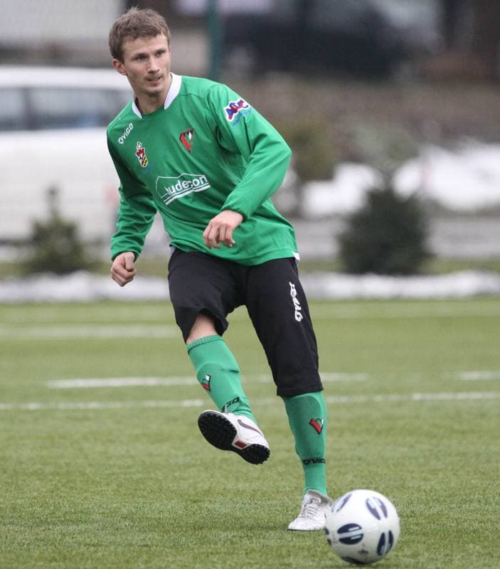 Football. Friendly Match. Zaglebie Sosnowiec - Ruch Radzionkow. 15.01.2011