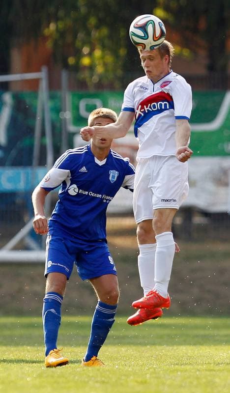 Football. II Liga. Nadwislan Gora - Rakow Czestochowa. 09.08.2015