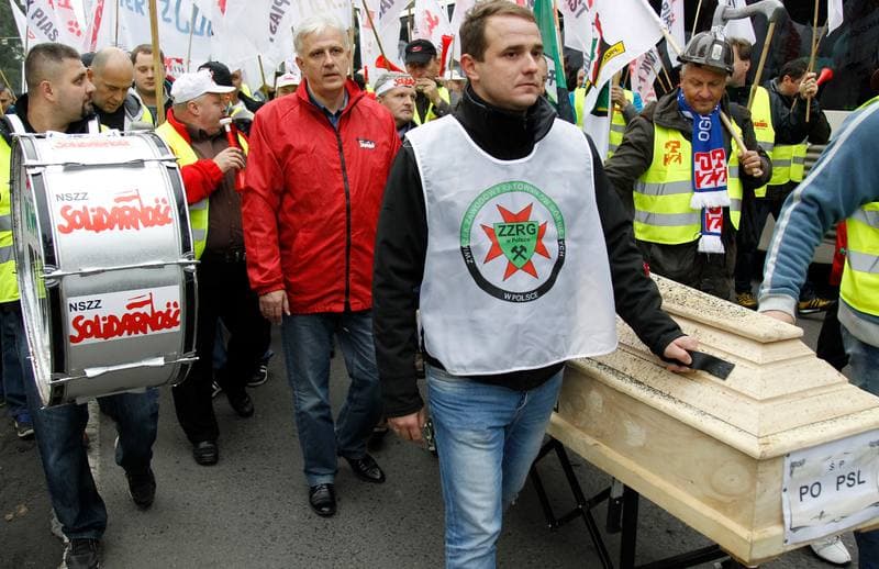 Manifestacja przed KWK Pokoj. Ruda Slaska. 13.10.2015
