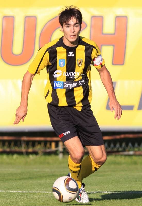 Football. Bytom I liga. Ruch Radzionkow - GKS Katowice. 19.09.2010