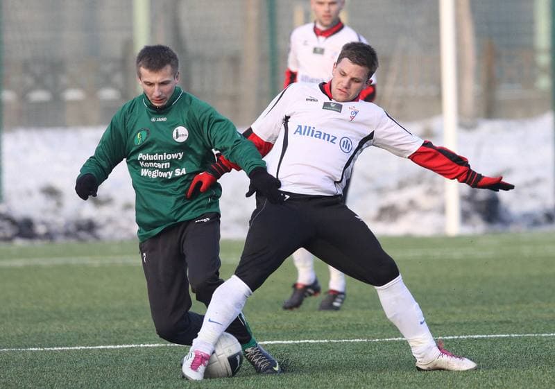 Football. Sparing. Gornik Zabrze - Janina Libiaz. 28.01.2011