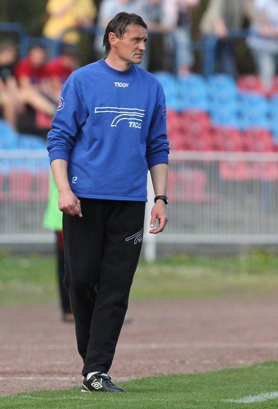 Football. I liga. Odra Wodzislaw - Kolejarz Stroze. 23.04.2011