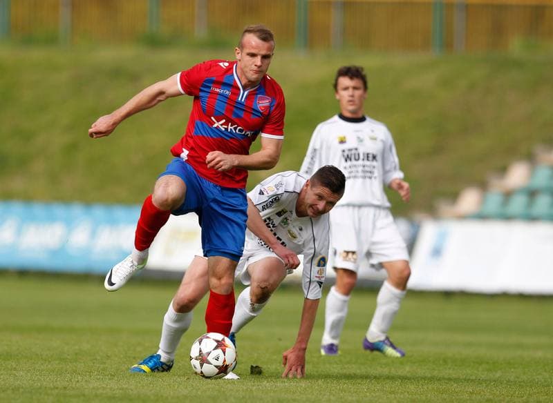 Football. II Liga. Rozwoj Katowice - Rakow Czestochowa. 24.05.2015