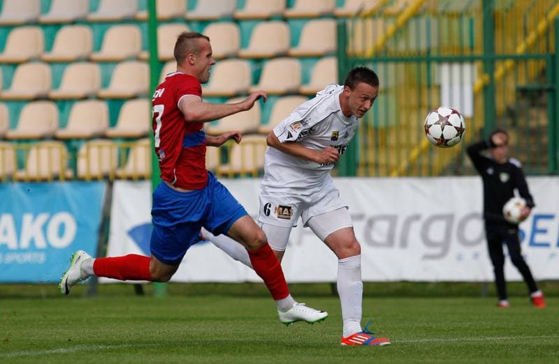 Football. II Liga. Rozwoj Katowice - Rakow Czestochowa. 24.05.2015