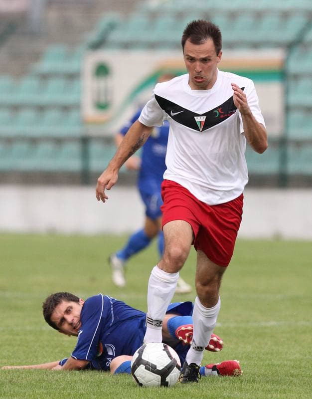 Football. II Liga. GKS Tychy - Miedz Legnica. 06.08.2011