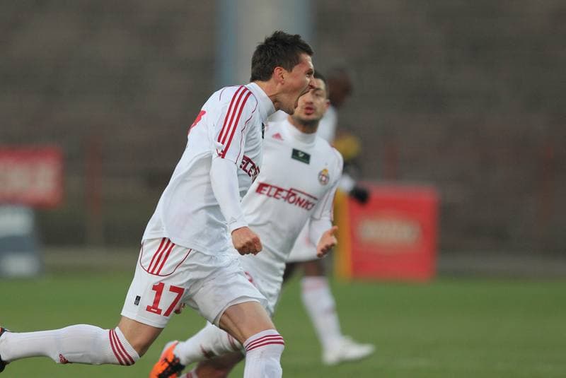 Football. Ekstraklasa. Polonia Bytom - Wisla Krakow. 20.03.2011