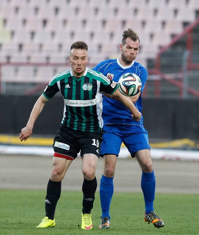 Football. II Liga. ROW Rybnik - MKS Kluczbork. 18.04.2015