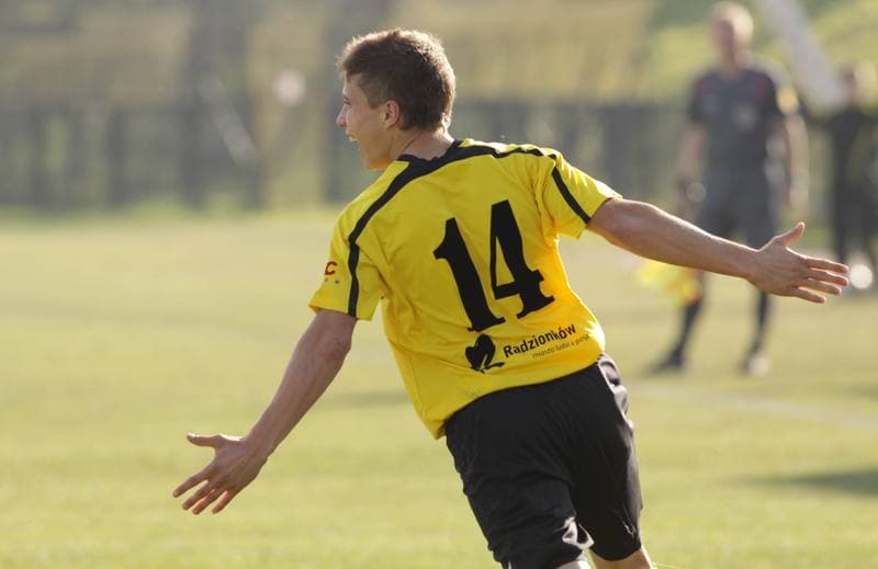Football. I liga. Ruch Radzionkow - Piast Gliwice. 30.10.2010
