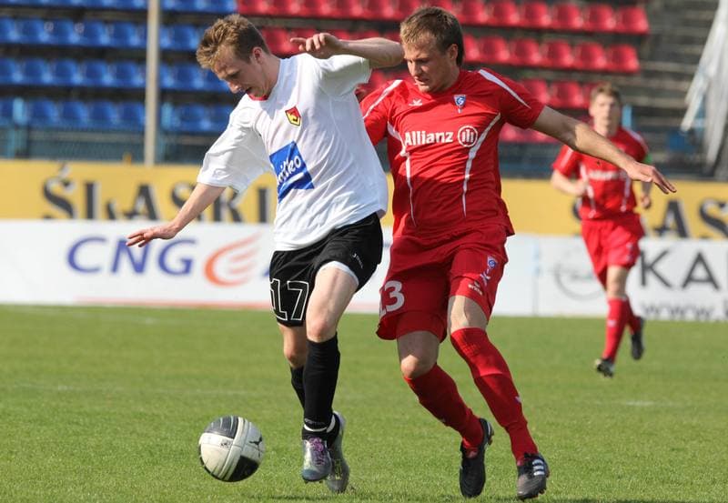 Football. Mloda Ekstraklasa. Gornik Zabrze - Jagiellonia Bialystok. 21.04.2011