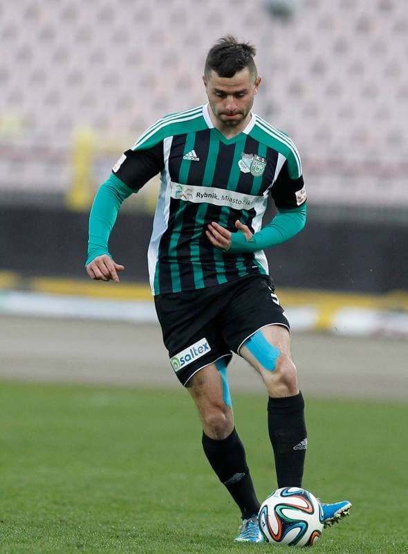 Football. II Liga. ROW Rybnik - MKS Kluczbork. 18.04.2015