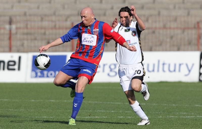 Football. Bytom Ekstraklasa. Polonia Bytom - Polonia Warszawa. 16.04.2011