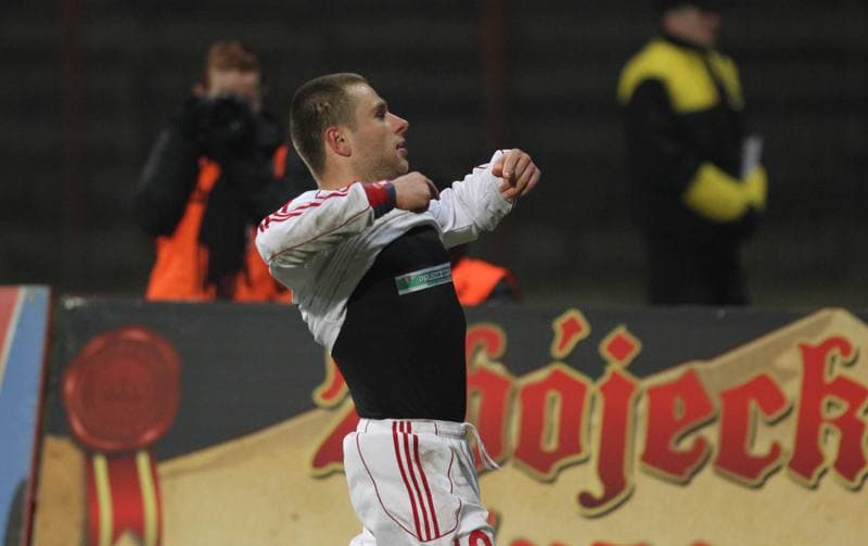 Football. Ekstraklasa. Polonia Bytom - Wisla Krakow. 20.03.2011
