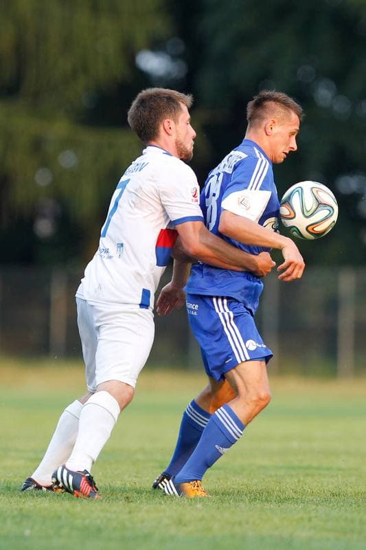 Football. II Liga. Nadwislan Gora - Rakow Czestochowa. 09.08.2015