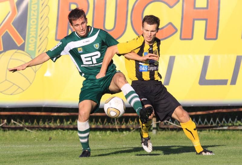 Football. Bytom I liga. Ruch Radzionkow - GKS Katowice. 19.09.2010