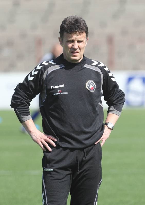 Football. Bytom Ekstraklasa. Polonia Bytom - Polonia Warszawa. 16.04.2011