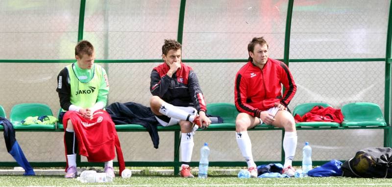 Football. B klasa. Gornik II Zabrze - Piast Pawlow. 10.04.2011
