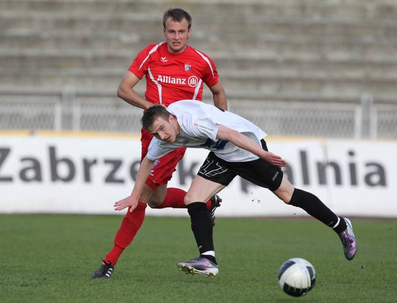 Football. Mloda Ekstraklasa. Gornik Zabrze - Jagiellonia Bialystok. 21.04.2011