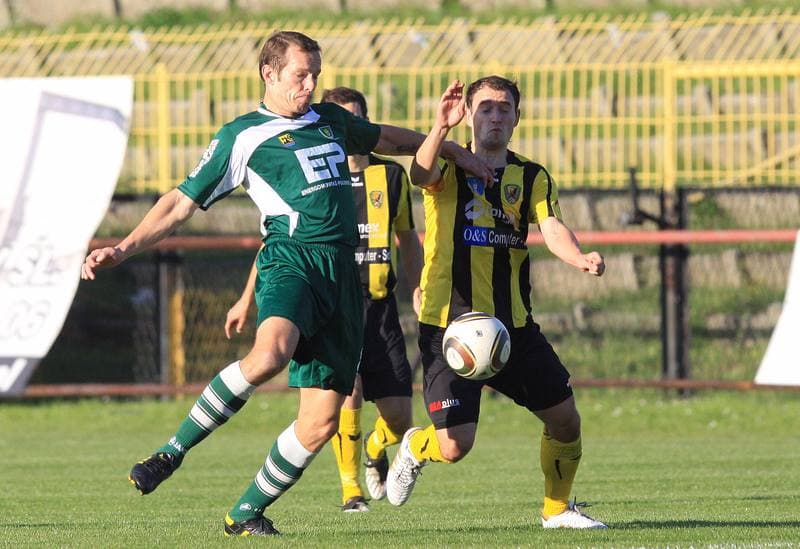 Football. Bytom I liga. Ruch Radzionkow - GKS Katowice. 19.09.2010