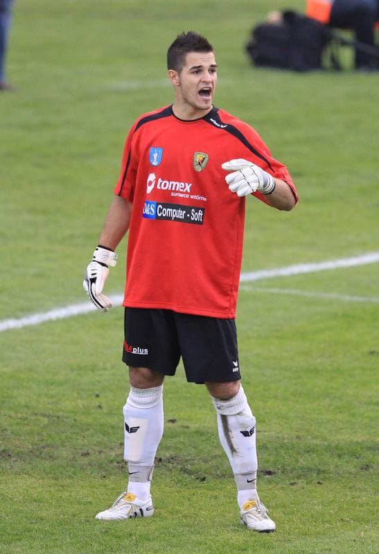 Football. Bytom I liga. Ruch Radzionkow - GKS Katowice. 19.09.2010