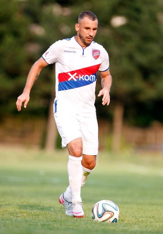 Football. II Liga. Nadwislan Gora - Rakow Czestochowa. 09.08.2015