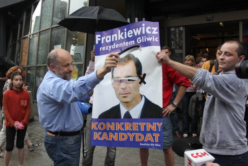 Football. Piast Gliwice. Protest. 14.07.2011
