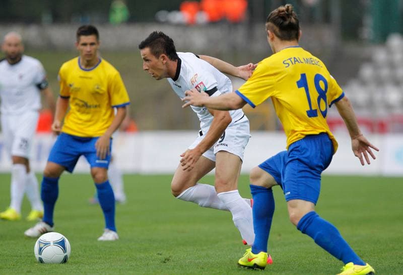 Football. II Liga. Zaglebie Sosnowiec - Stal Mielec. 01.08.2014