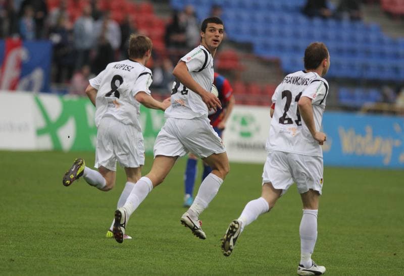 Football. Ekstraklasa. Polonia Bytom - Jagiellonia Bialystok. 30.04.2011