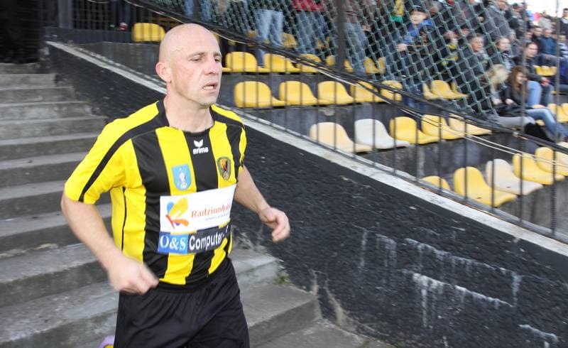Football. Bytom I liga. Ruch Radzionkow - Piast Gliwice. 30.10.2010