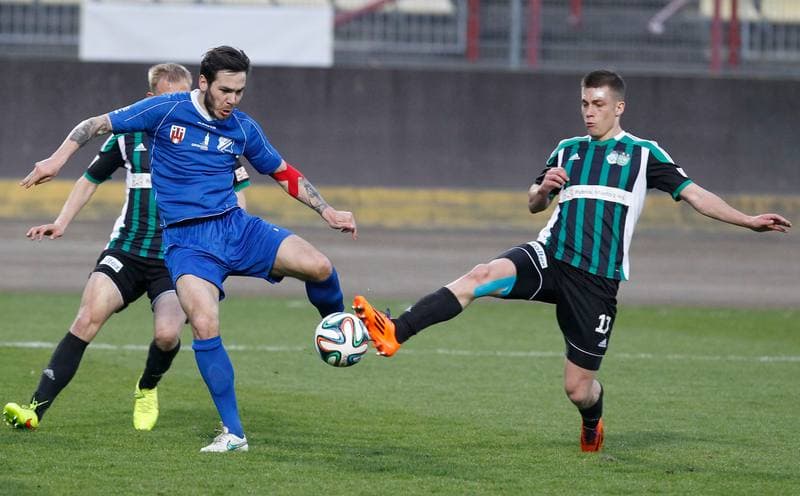 Football. II Liga. ROW Rybnik - MKS Kluczbork. 18.04.2015
