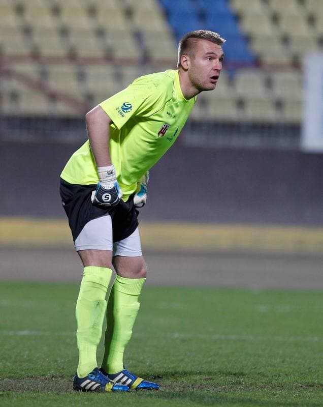 Football. II Liga. ROW Rybnik - MKS Kluczbork. 18.04.2015