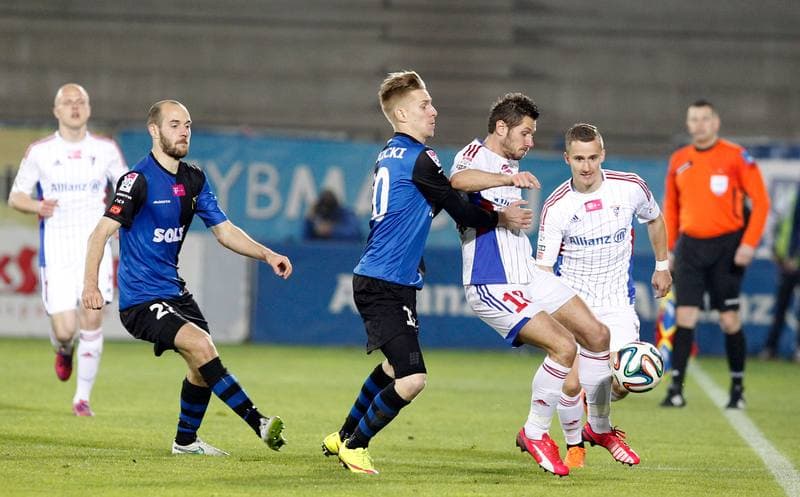 Football. T-Mobile Ekstraklasa. Gornik Zabrze - Zawisza Bydgoszcz. 29.04.2015