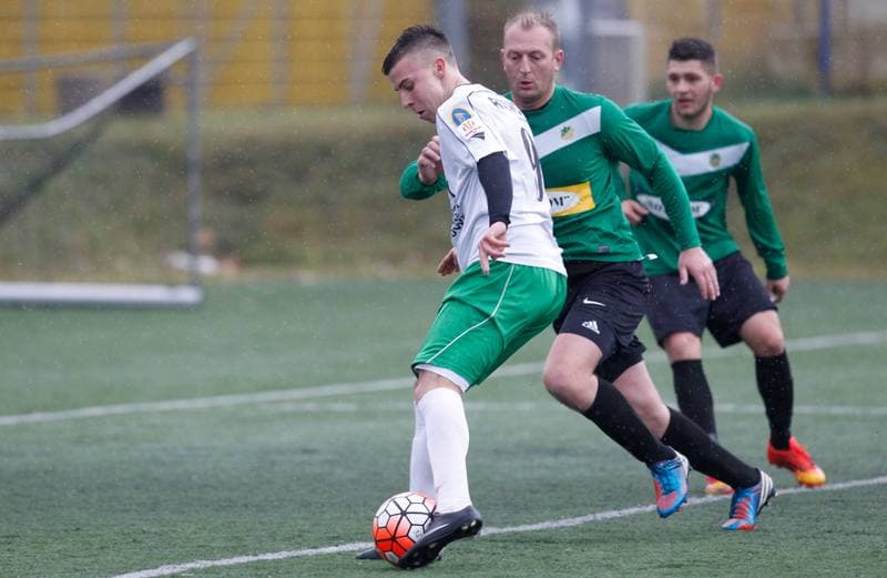Football. Liga Okregowa Katowice. Rozwoj II Katowice - AKS Mikolow. 15.11.2015